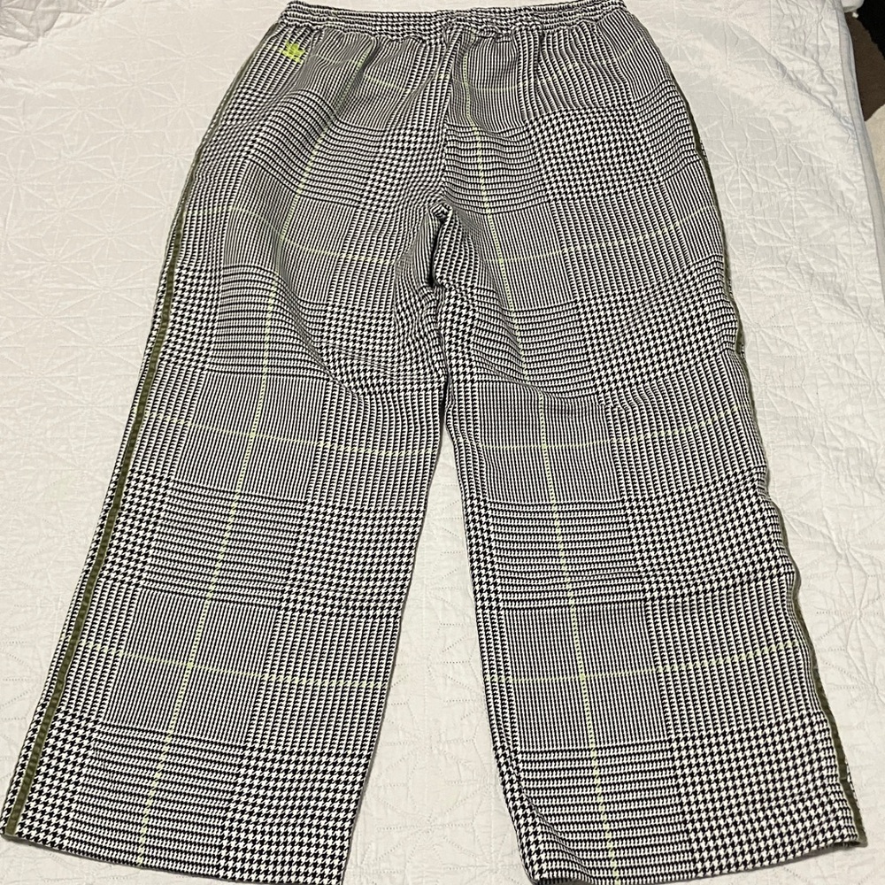Checked Grey Wide-Leg Drawstring Pants - Picture 10 of 13
